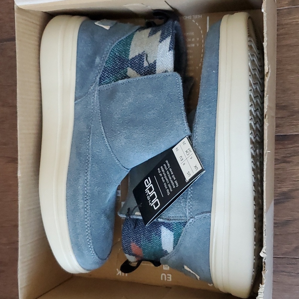 RARE HEY DUDE MEL  SUEDE ORION BLUE - Picture 3 of 9
